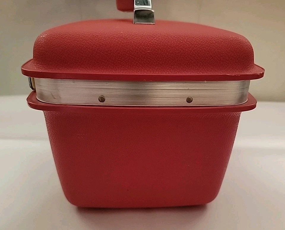 复古 20 世纪 70 年代新秀丽皇家旅行者化妆行李箱 Montebello II 玫瑰红色 — 第 2/4 张图片