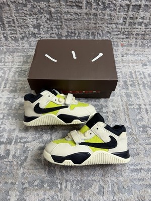Größe 8,5 - Nike Travis Scott Jumpman Jack TR TD Bright Cactus FJ2852-102