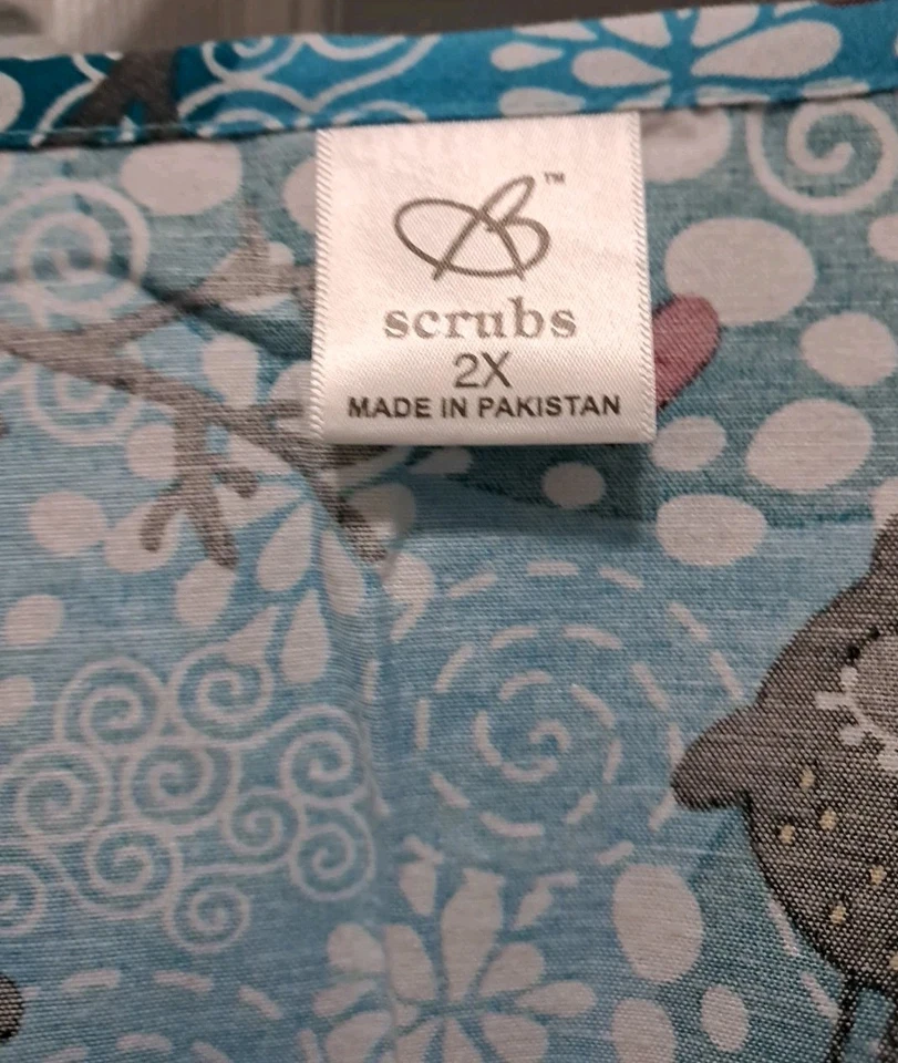 B Scrubs Blue & White Floral W/Owls Pattern Elastic Back Shirt/Top Size 2X NWT - Image 3 of 4