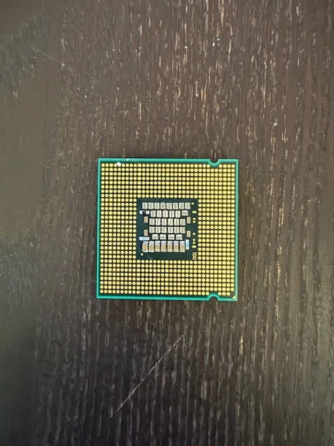 Intel Core 2 Duo E6600 – 2.40 GHz / 4M / 1066 – Socket LGA775 – Fonctionnel - Photo 2/3