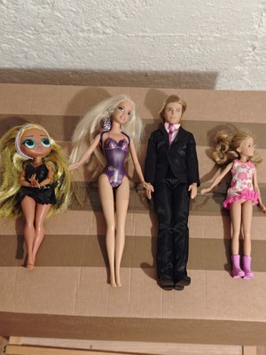 4  Puppen Barbie und Ähnliches 
