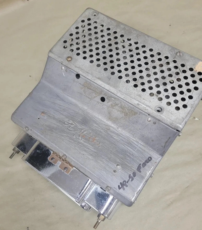 Radio AM FORD AÑOS 50 vintage OEM Fomoco piezas solo 9MF2066 Foto 3 de 4