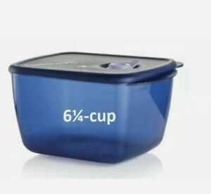 Tupperware Vent N Serve Freezer & Microwave Safe 2 1/2 c BPA Free Seal Blue New