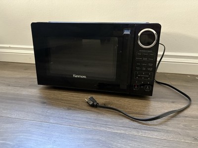 Kenmore 0.9 cubic-ft Microwave Black Countertop 900W Child Lock 6 Programs Size