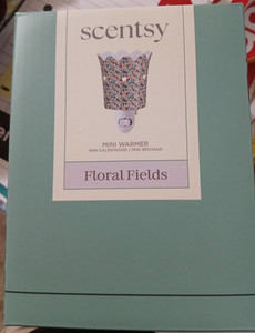 Scentsy Floral Fields Mini Warmer