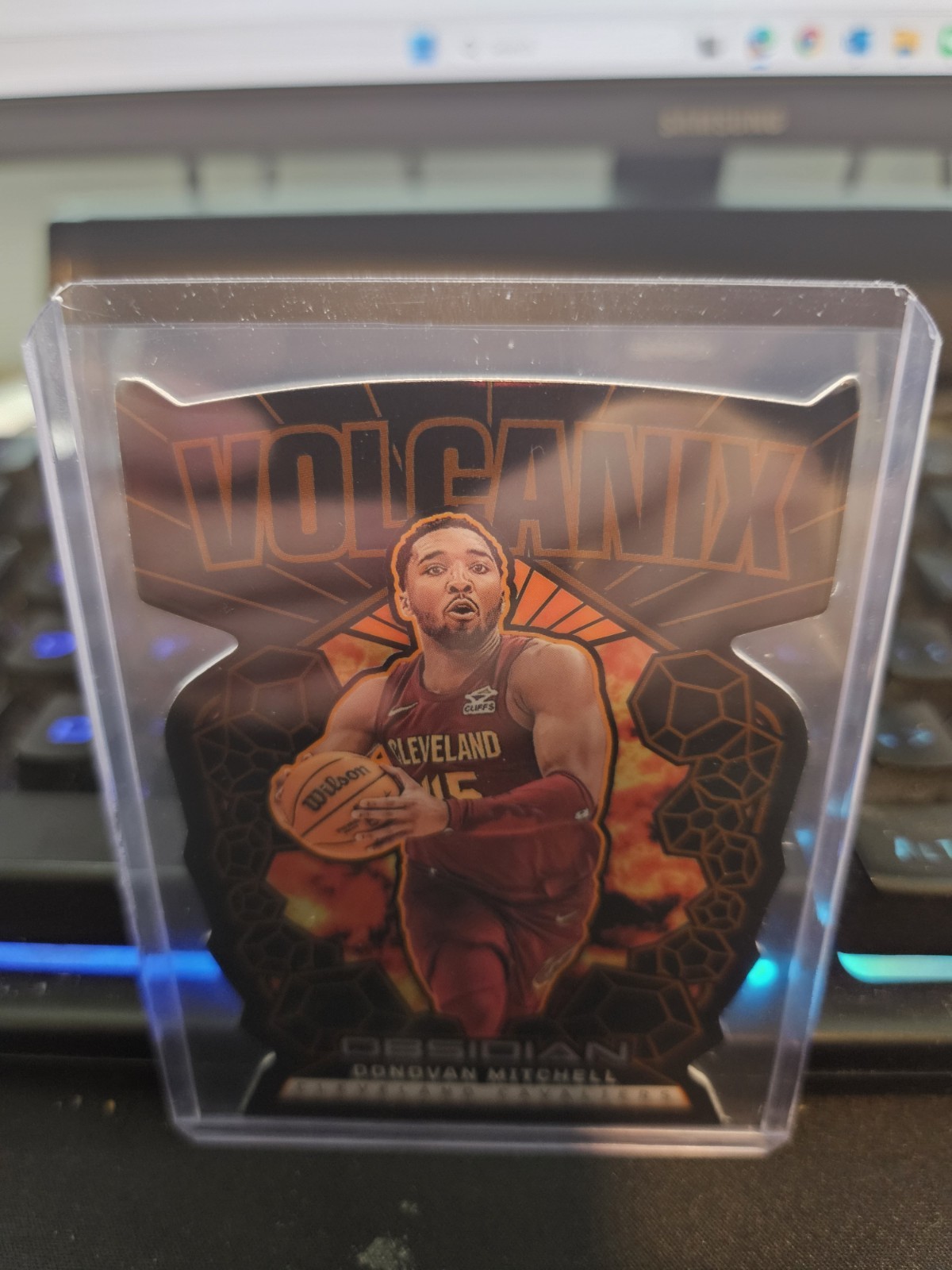 2024-25 Panini Obsidian DONOVAN MITCHELL Volcanix Ultra Rare CASE HIT SSP