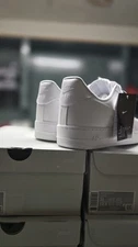 Size 8 Men's Nike Air Force 1 White Brand New with Box