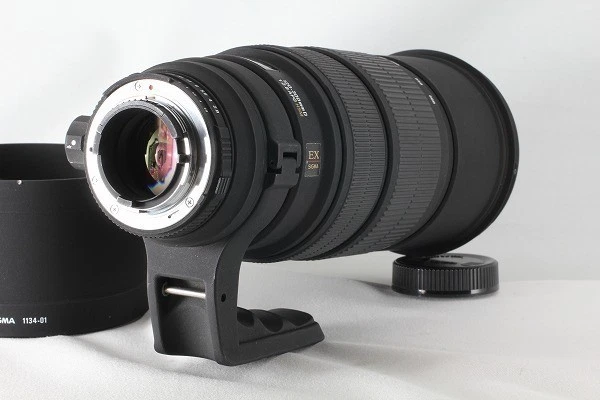 SIGMA APO 120-300mm F2.8 EX DG HSM for Nikon F w/Lens Hood, Tripod Mount, Case - Image 3 of 4