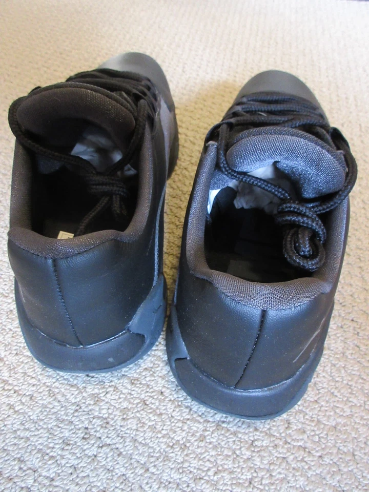 Nike Air Jordan 11 CMFT Low Running Shoes Size 9 Color Black/Anthracite Foto 4 de 4