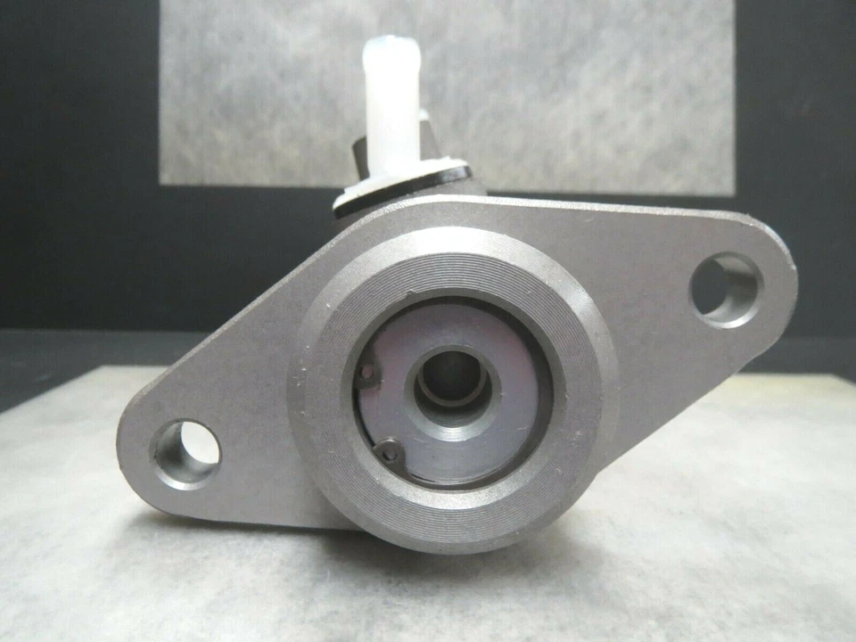 New Brake Master Cylinder for 95-00 Mitsubishi Eclipse Made in USA - Ships Fast! - Image 3 of 4