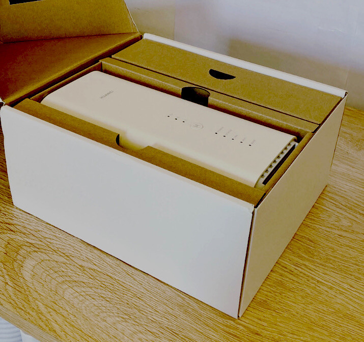Huawei B818 4G Prime Router Modem B818-263 As New Unlocked