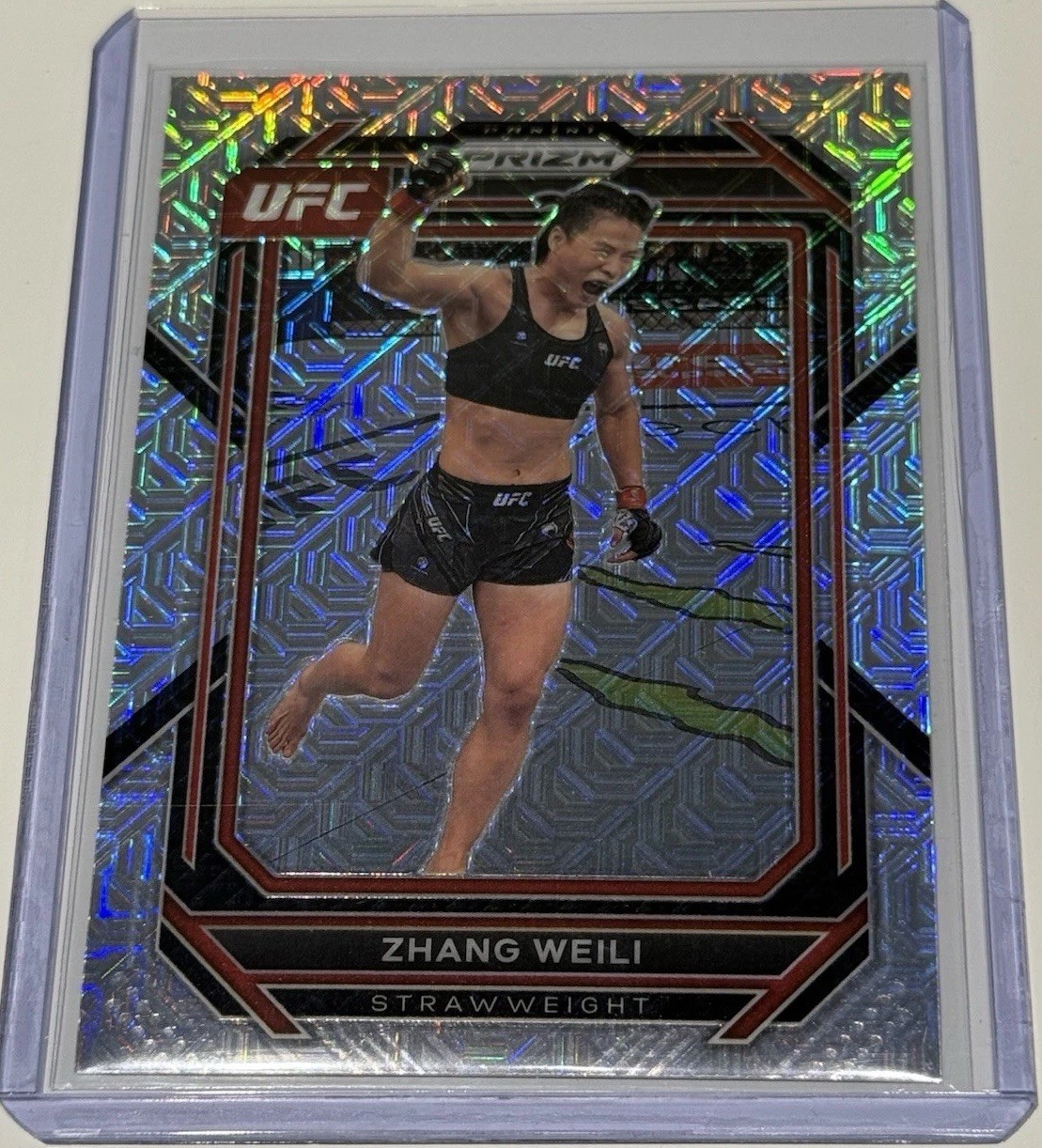 2023 Panini Prizm UFC Zhang Weili #198 Mojo /25