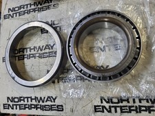 SET 414 SKF BEARING AND RACE