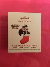 Hallmark Keepsake Ornament 2019 Kiss-Mas Greetings Miniature Pepe Le Pew EUC