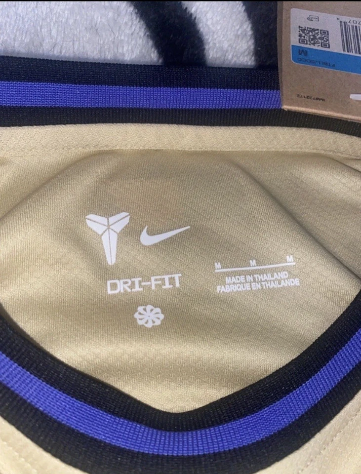 Barcelona Away 25/26 Lamine Yamal - Image 4 of 4