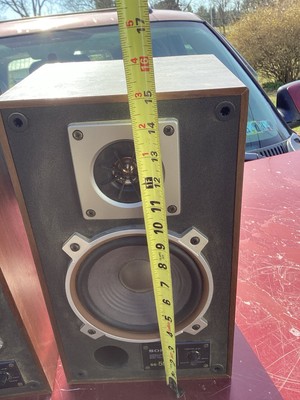 Pair Of Vintage Sony SS-555 Speaker Audio Made in Japan
