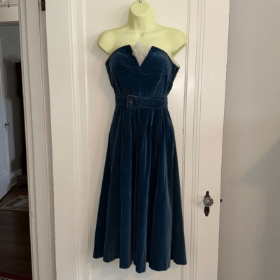 Vtg 50s Virginia Spear blue velvet strapless party or dance dress/full  skirt | eBay