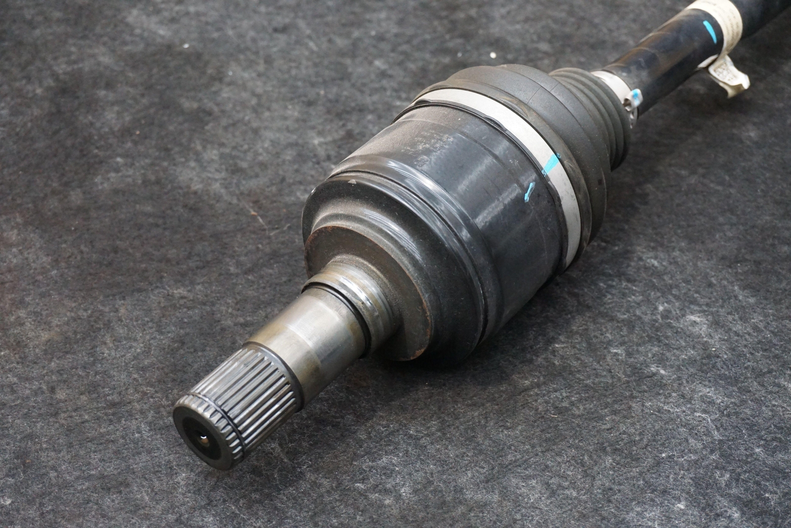 Rear Right Passenger Axle Shaft Assembly 670104208 Maserati Ghibli M157 2014-17+