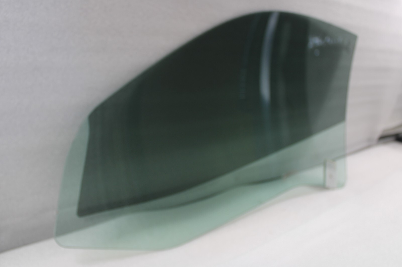 Ferrari 599 GTB, RH, Right, Front Door Glass, Used, P/N 68040400