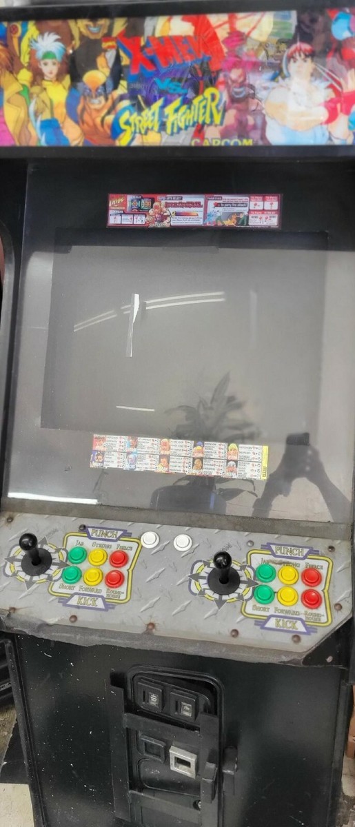 X-MEN vs STREET FIGHTER ARCADE MACHINE by CAPCOM 1996 (Excellent