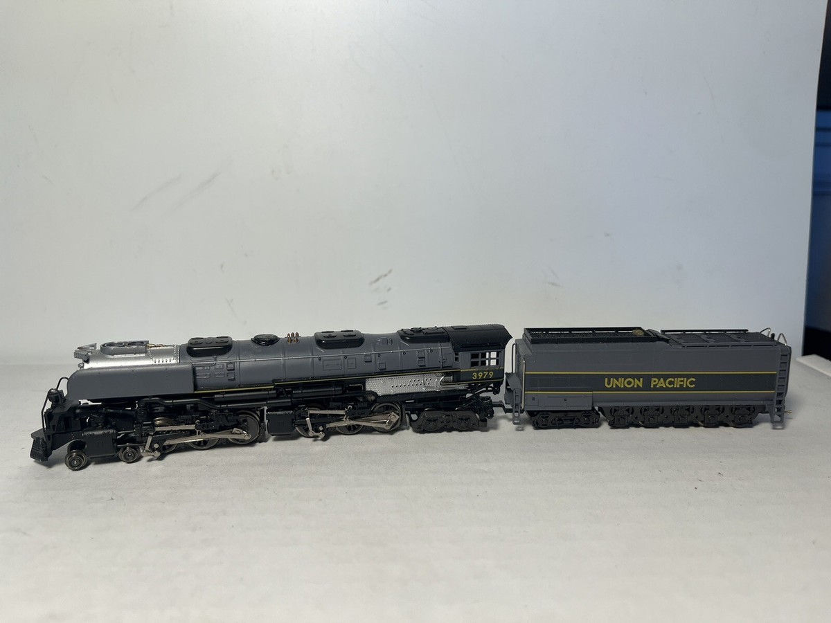 Rivarossi Greyhound Challenger 4-6-6-4 #3979 Nscale M1 Decoder | eBay