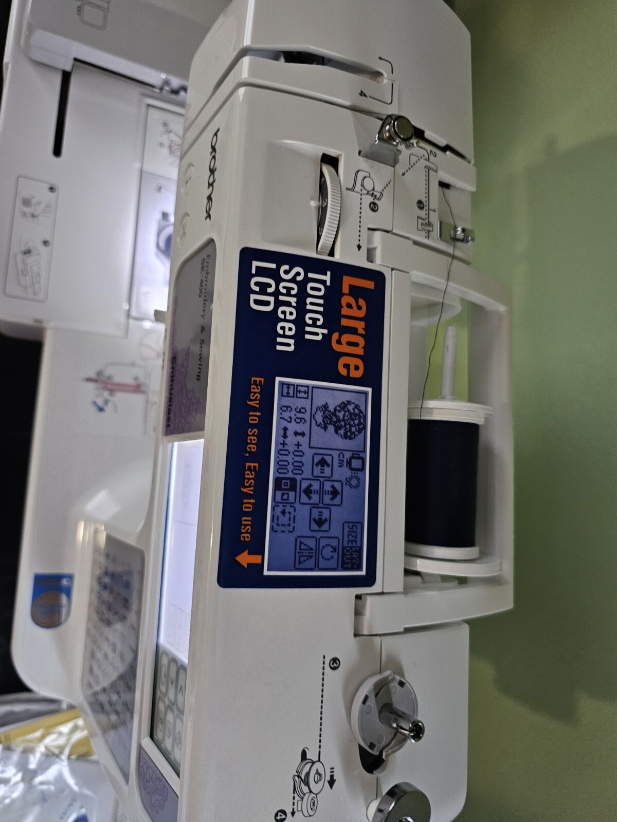 Brother se400 embroidery sewing unit, 2in1 machine with Accessories