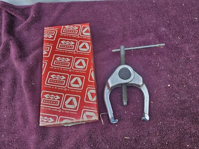 Bonney P-305 2 Jaw Small Gear/Bearing Puller, New Old Stock