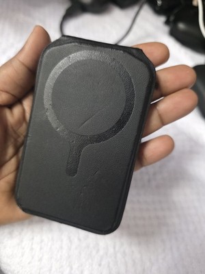 Satechi Vegan Leather Magnetic Wallet Stand