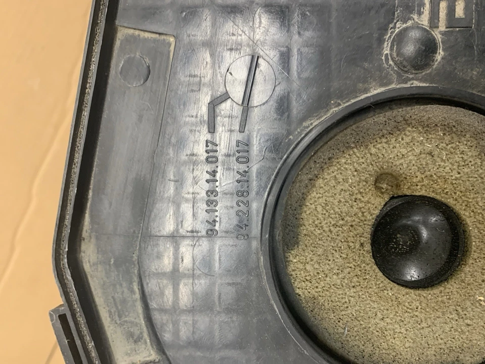 1989 300 SE Mercedes-Benz S W126 heater blower cover part 9413314017 Foto 4 de 4