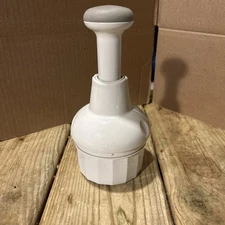 The Pampered Chef FOOD CHOPPER  2585 Handle & Blade & Guard Rooster