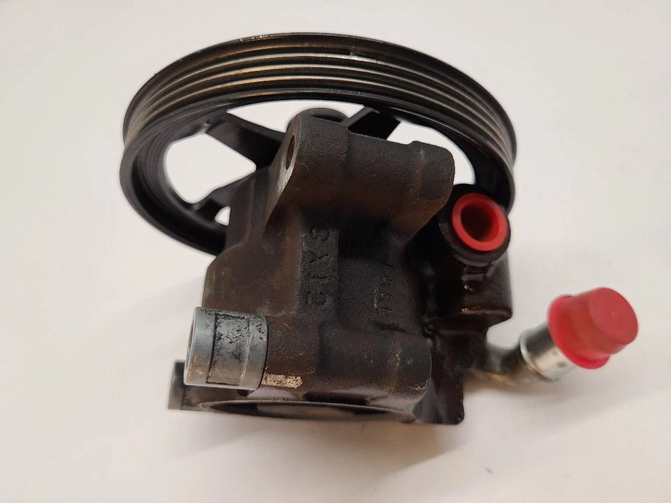 Bomba de dirección asistida Ford Flex 2009-2012 sin polea 8A8Z3A674C Foto 3 de 4