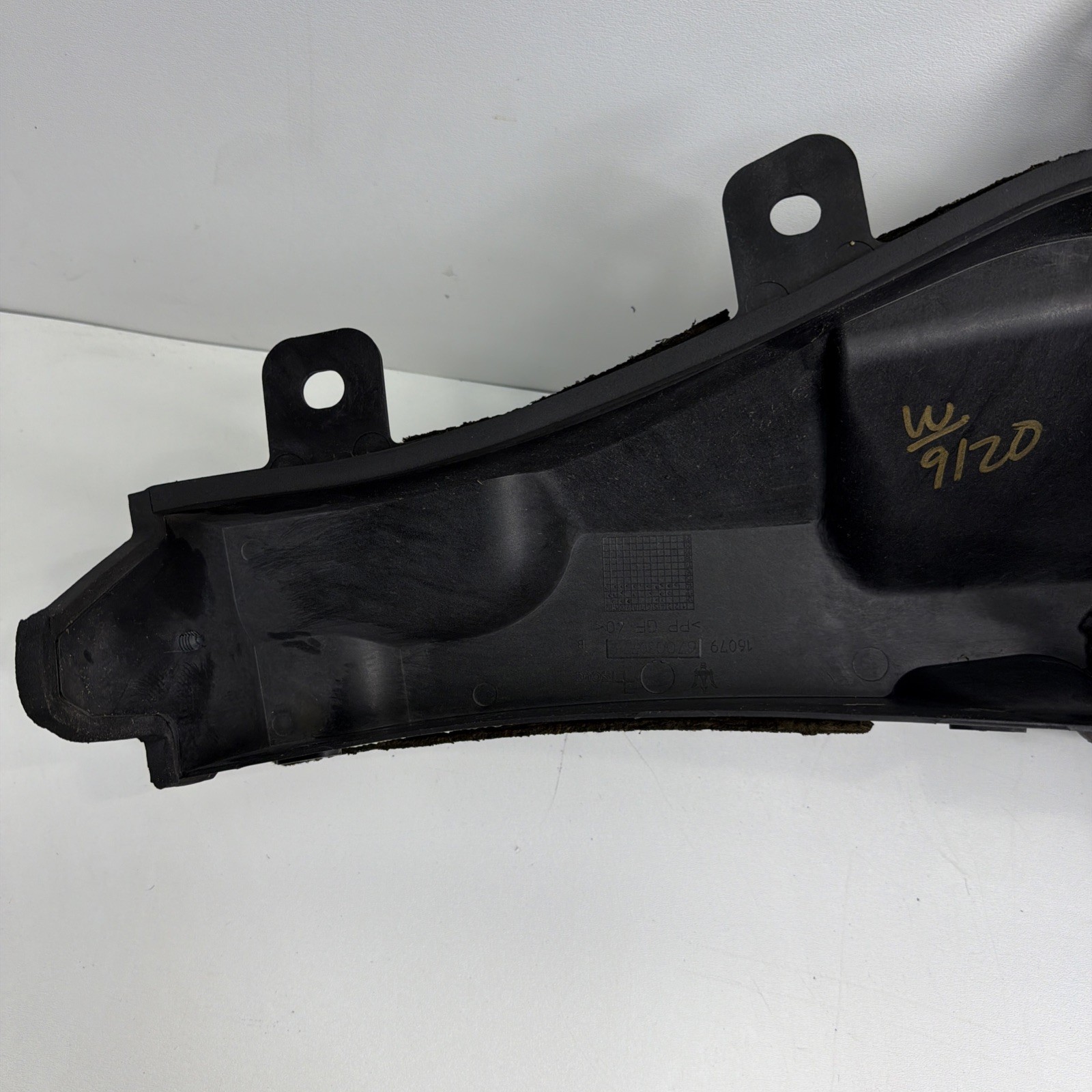 🟢2014-2020 MASERATI QUATTROPORTE UNDER COWL AIR FILTER HOUSING OEM.🟢