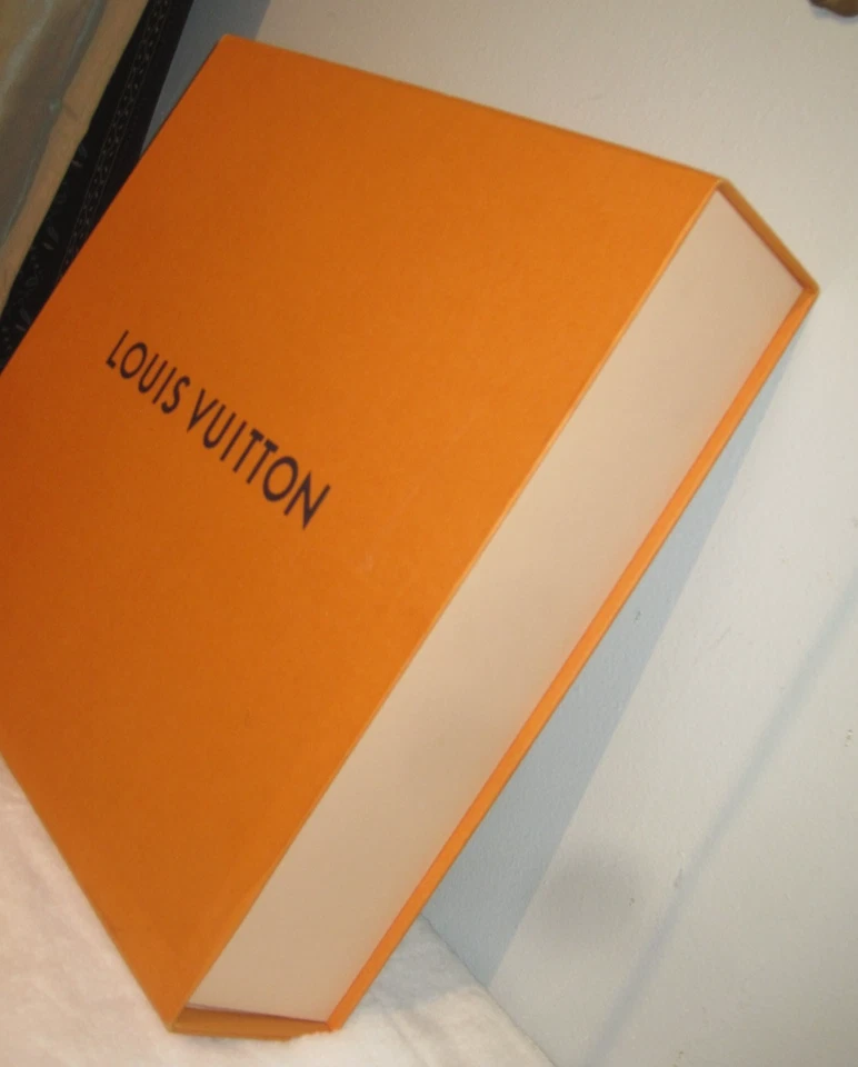 Louis Vuitton CAJA + PAPELES para Cartera Speedy Bag 30 14x15x3.5" Foto 4 de 4