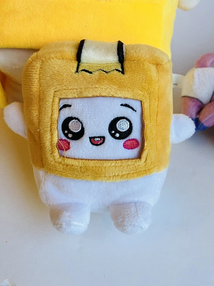 Lote de 6 figuras de peluche Lankybox Foxy, Boxy, Rocky, Ghost Ghosty Bonkers Toys Foto 2 de 4