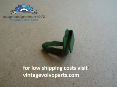 VOLVO 95290 AMAZON 121 122 P1800 PV 544 DUETT DOOR PANEL CLIP GENUINE VOLVO