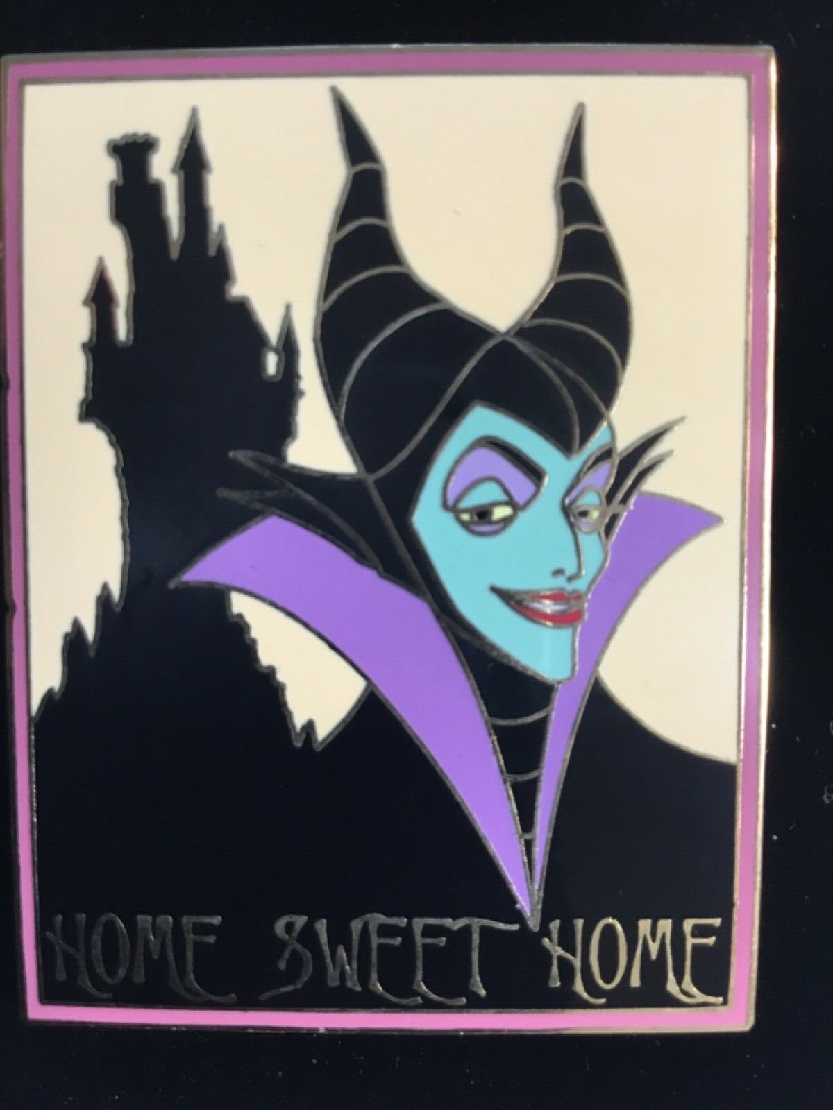 Rare Disney Auctions Pin LE1000 Le P.I.N.S. Maleficent Castle New on Card L8 