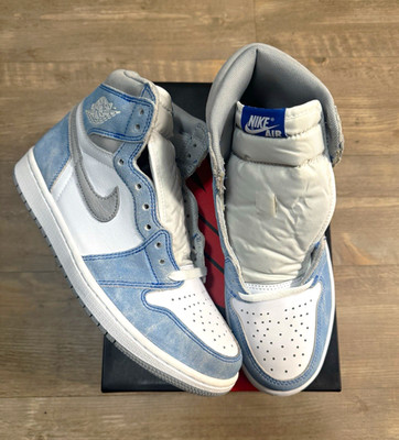 Nike Air Jordan 1 Men's High Top Lace-Up Colorblock Basketball Sneakers