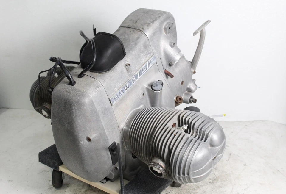 MOTOR 1972 BMW R75 5 FABRICANTE DE EQUIPAMENTO ORIGINAL - Imagem 2 de 4