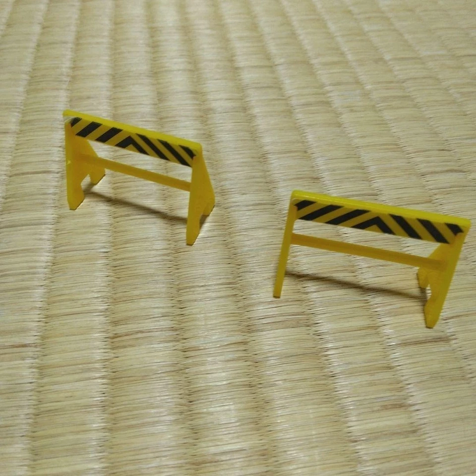 Tomica Town Road construction site TOMY Retro Japan - Image 3 of 4