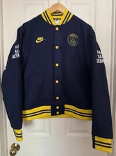Nike Mens Medium Paris Saint-Germain Authentics Soccer Varsity Jacket FQ7803-410