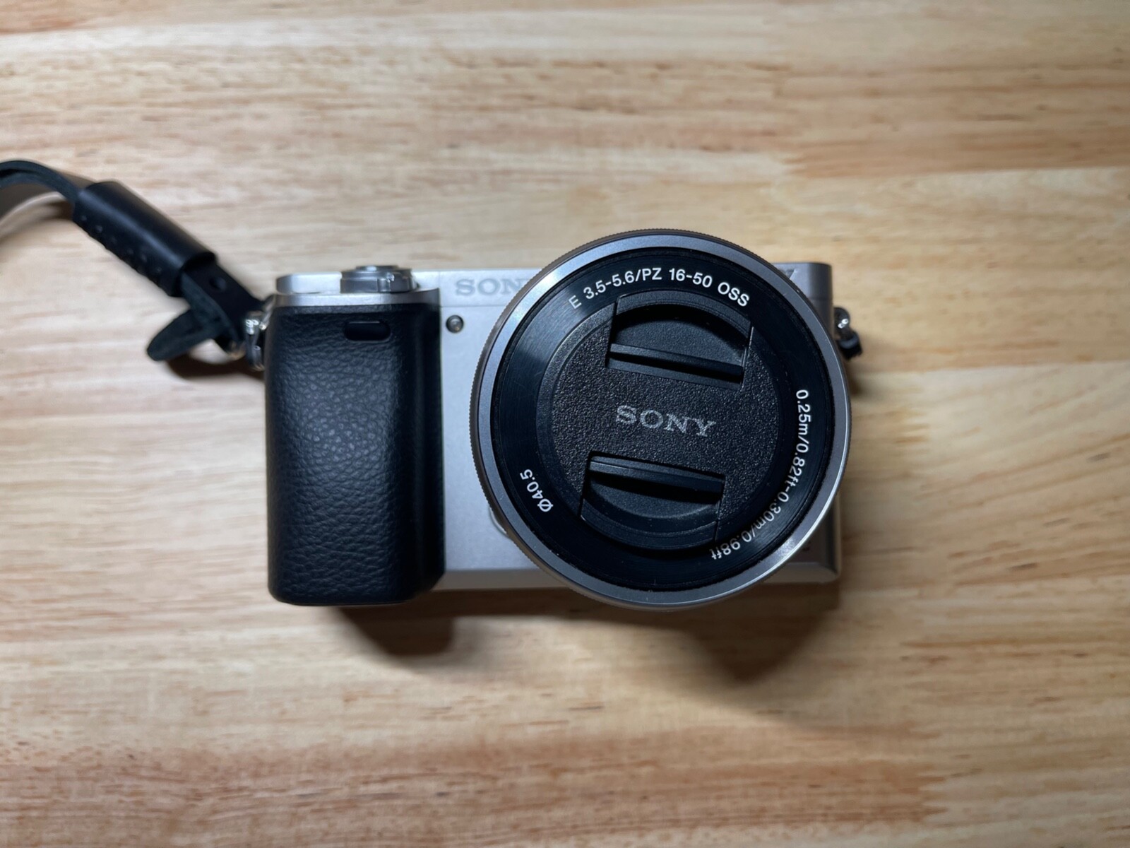 sony a6000 mirrorless camera with 1650mm lens and 55210mm lens