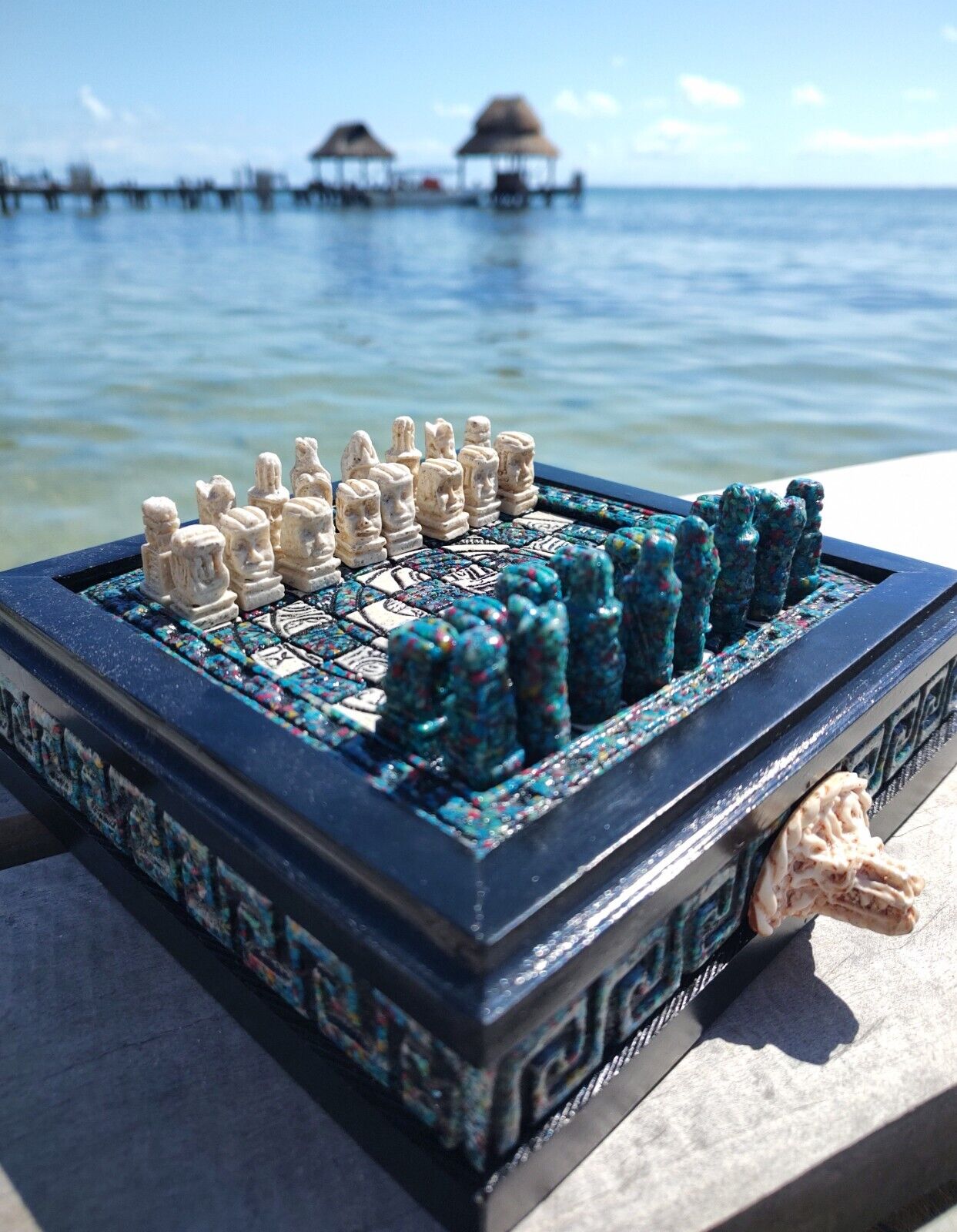 Chess - Board and Pieces - Artesanías del Atlántico