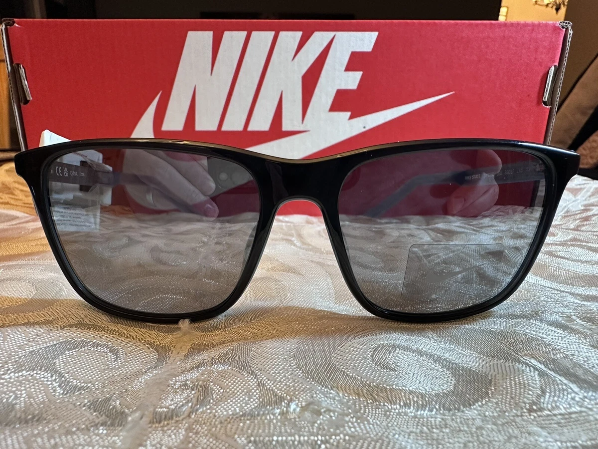 NIKE STATE DV2290 060 Black Gray Frame with Gray Lens NWT Great Price