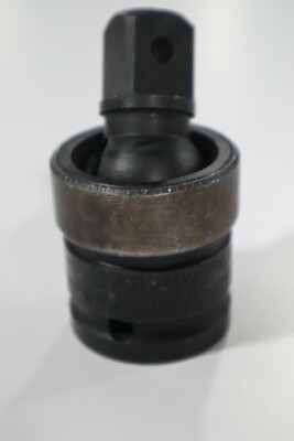 ARMSTRONG, 3/4'' MALE - 3/4'' FEMALE IMPACT UNIVERSAL JOINT, #21-947          C481