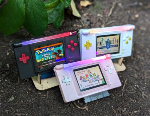 Gameboy Macro Design Service- I'll turn your broken DS Lite into a Gameboy Macro - Picture 3 of 13