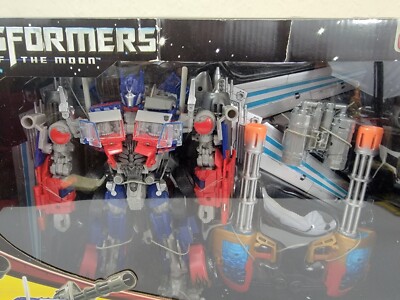 Transformers Jetwing Optimus Prime Dark of the Moon Supreme Class