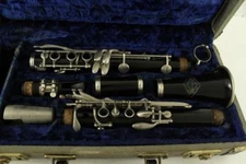 Vintage Musical Instrument Woodwind Bb ELKHART CLARINET Complete With Case