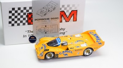 BRM 124 - Porsche 962C Camel - 500Km Kyalami, Umbau Carrera digital+Beleuchtung