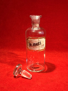 RARA BOTTIGLIA E TAPPO MEDICINA VETRO SOPRA ETICHETTA CA 1890S / TINTURA RHEI