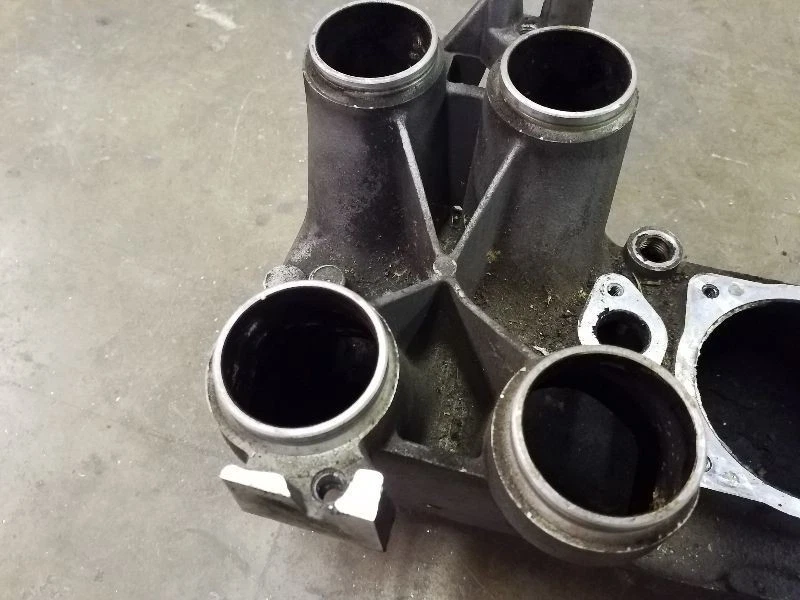 Lower Intake Manifold | Fits 92 93 94 95 Mercedes Benz E500 500SEL - Image 4 of 4